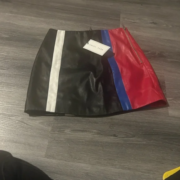 Emory Park Black, Red, Blue, and White Mini Skirt - Picture 6 of 7